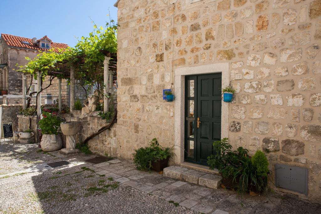 Apartment Lucia Old Town